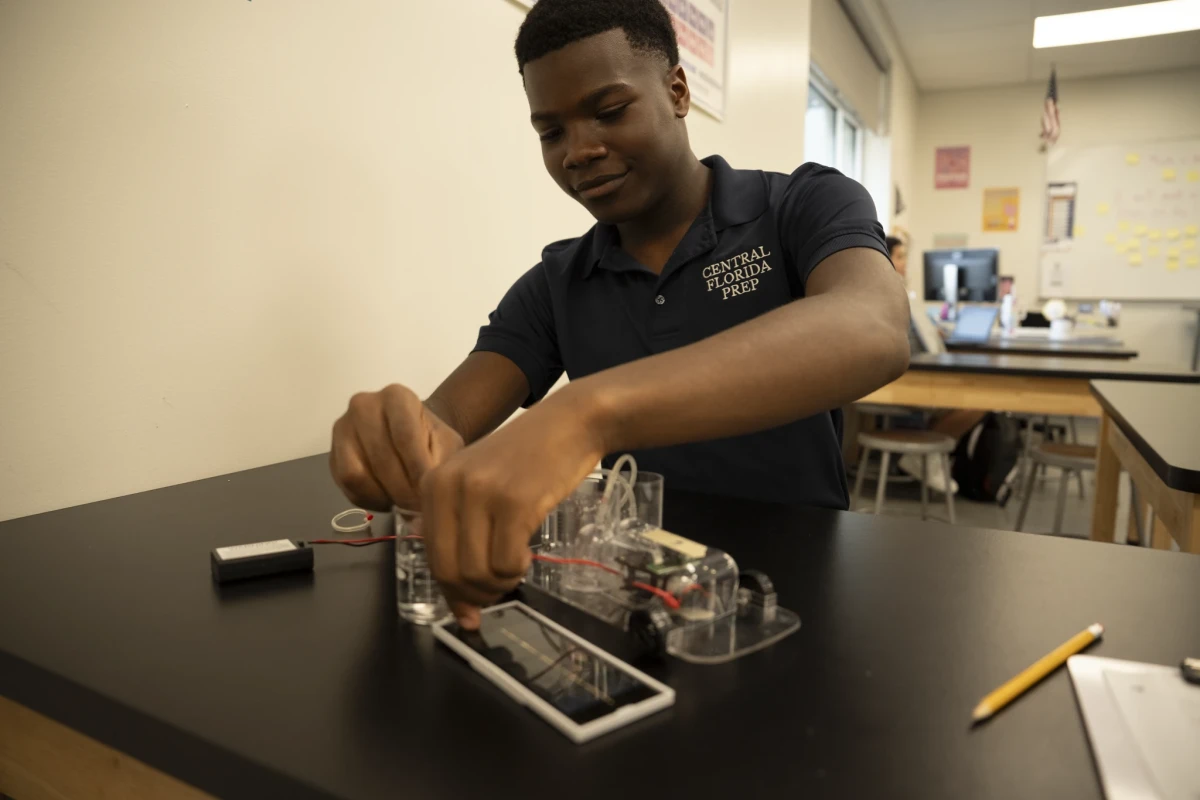 Small class sizes and mentorship at Central Florida Prep